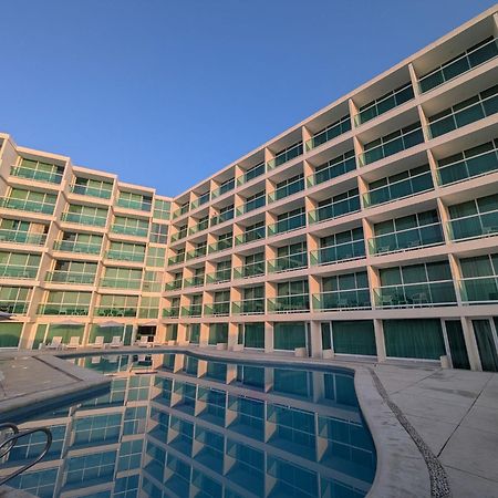 We Hotel Acapulco Bagian luar foto
