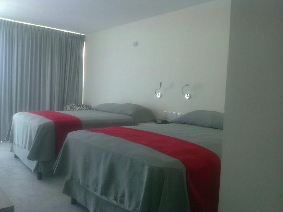 We Hotel Acapulco Bagian luar foto