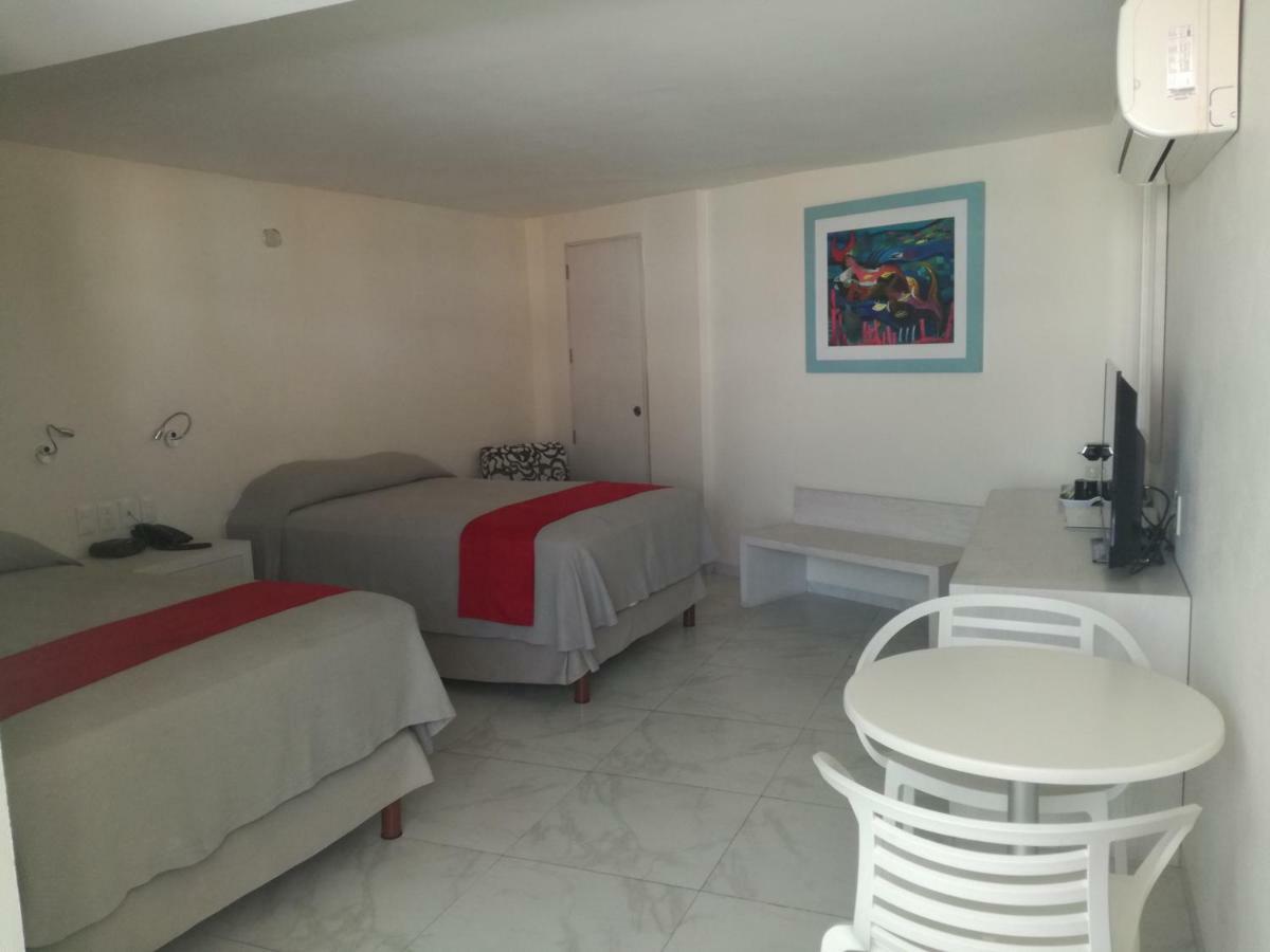 We Hotel Acapulco Bagian luar foto