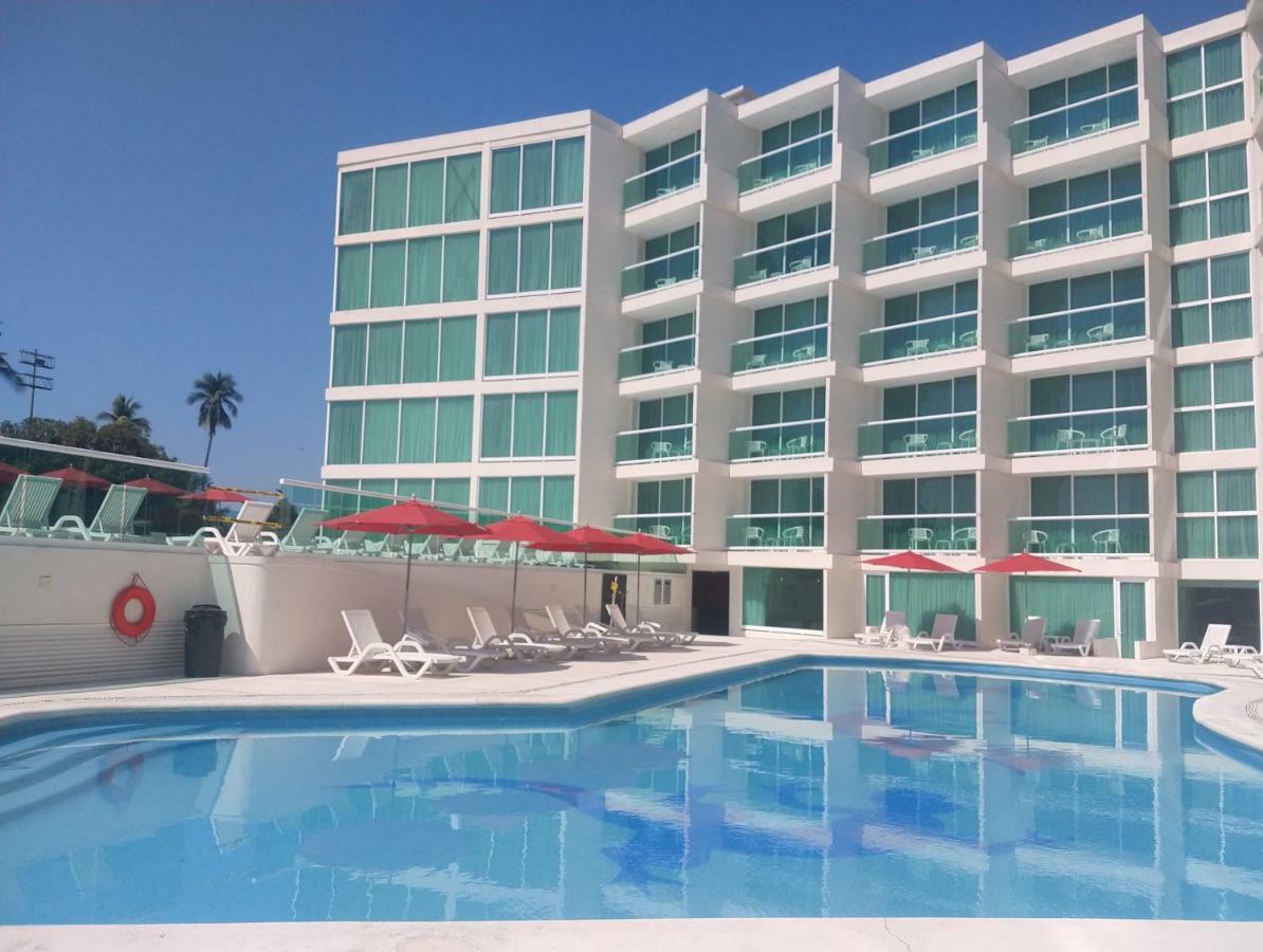 We Hotel Acapulco Bagian luar foto